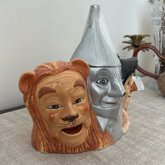 WIZARD OF OZ VINTAGE COOKIE JAR 1997 PREOWNED